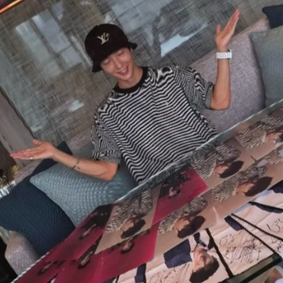 李準基的最新照片