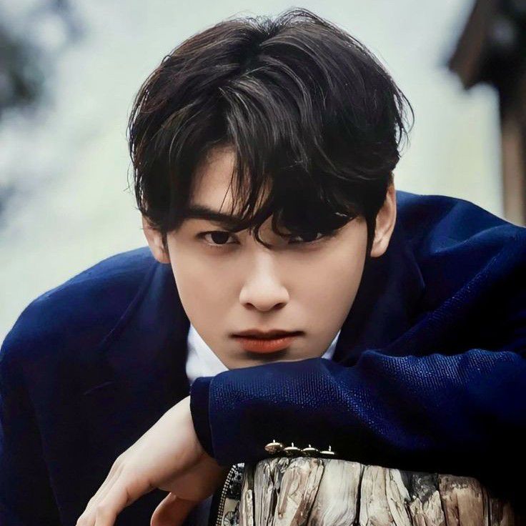 チャ・ウヌの最近の活動ショット