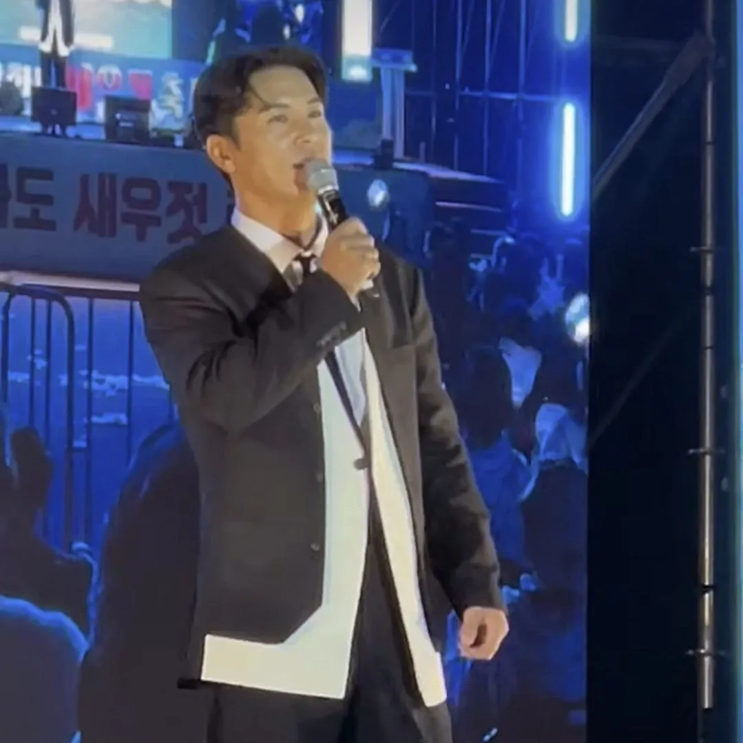 Momen yang diabadikan oleh penggemar Jang Minho