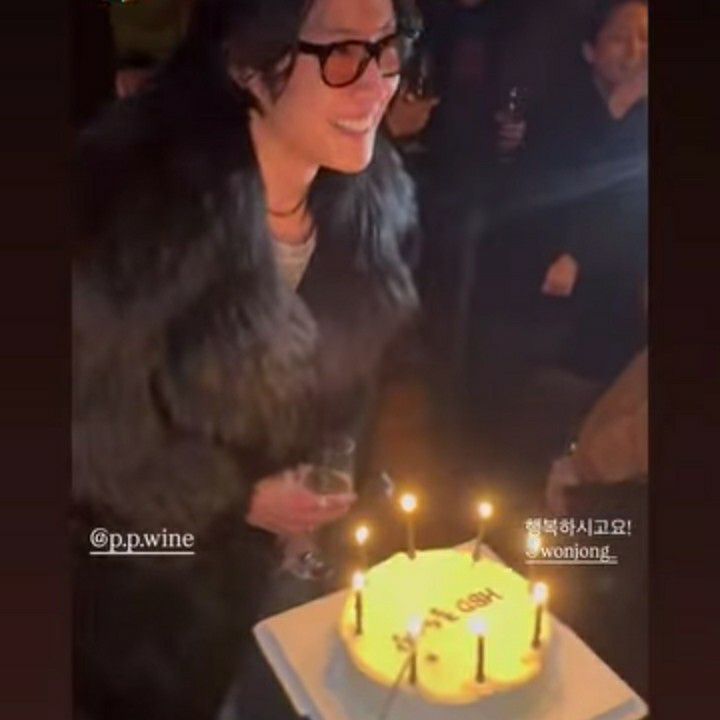 Behind-the-scenes cut of Lee Jongwon