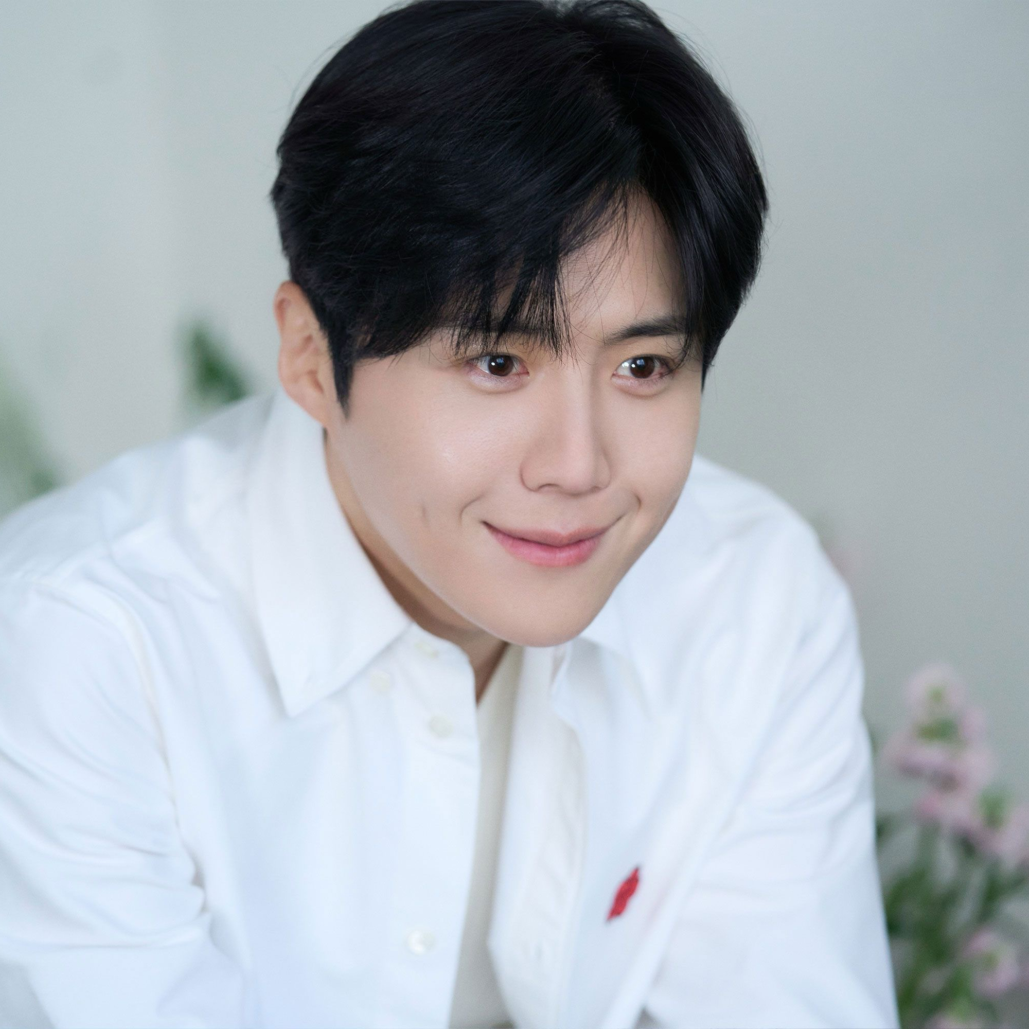 Behind-the-scenes cut of Kim Seonho