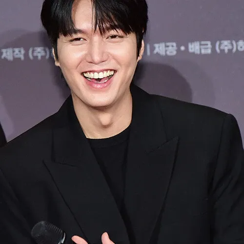 Behind-the-scenes cut of Lee Minho