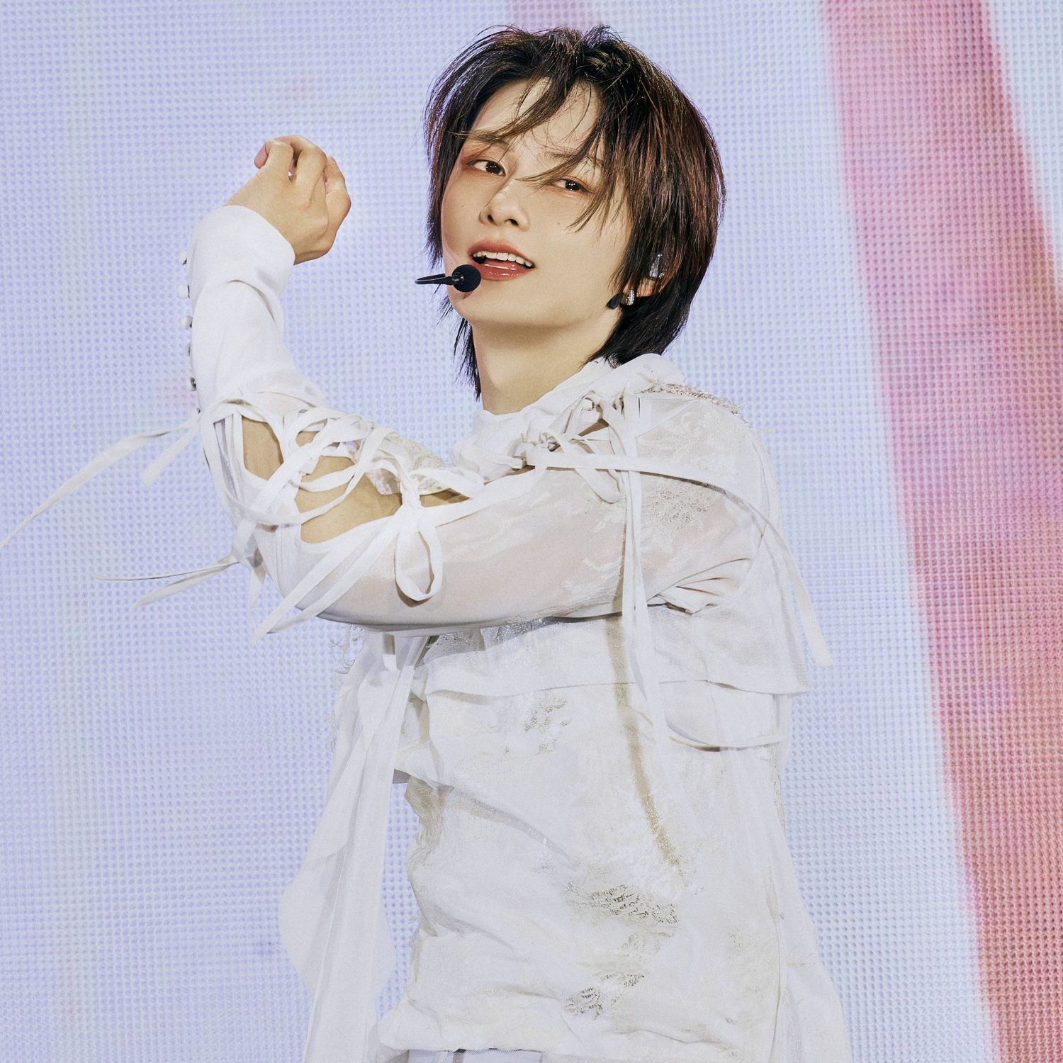 Latest photo of Wen Junhui