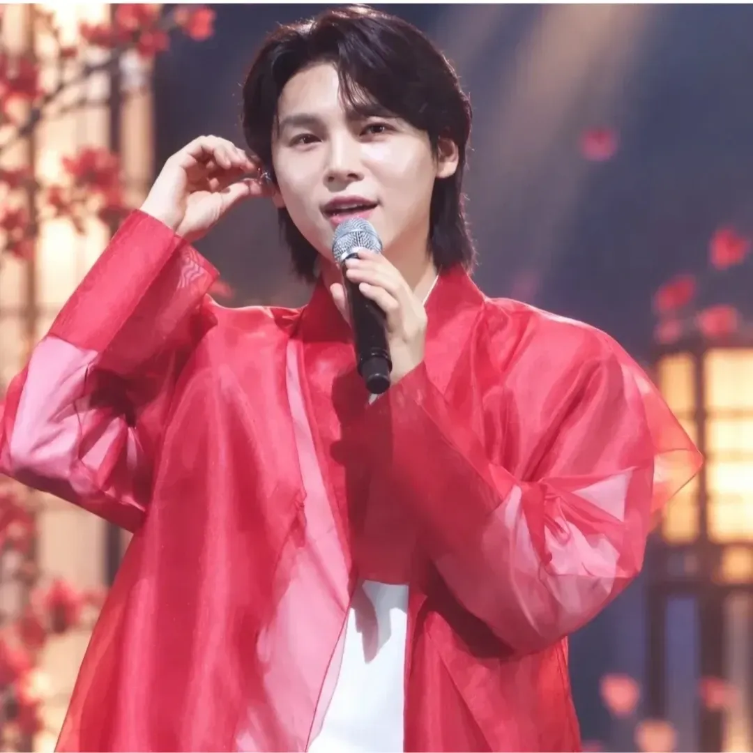 Recent activity shot of Kim Junsu (1991)