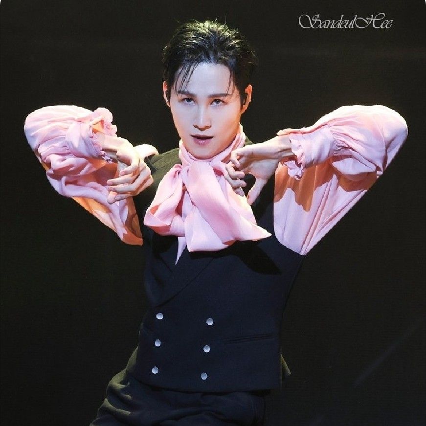 Foto kegiatan terbaru dari Kim Heejae