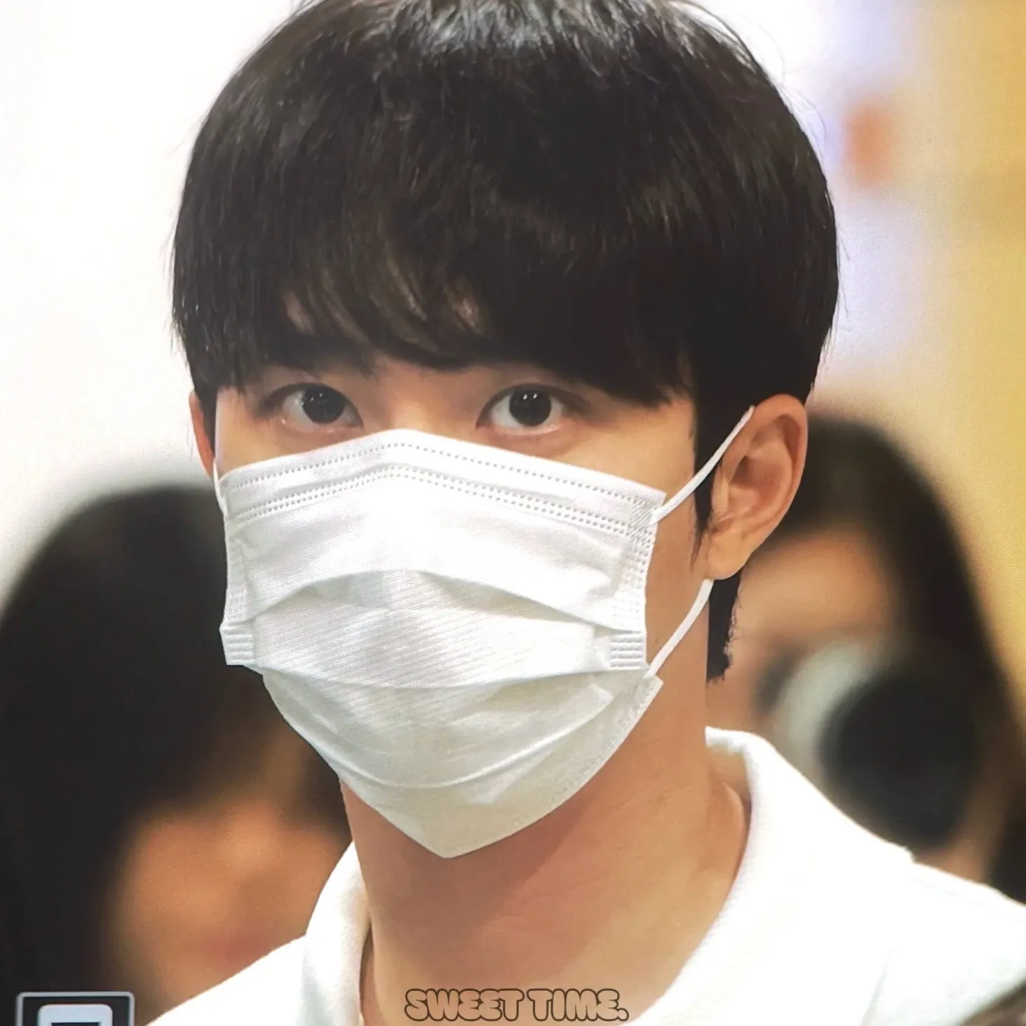 Cuplikan di balik layar dari Doh Kyungsoo (D.O.)