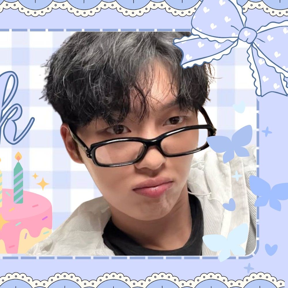 A moment captured by a fan of Choi Hyunwook