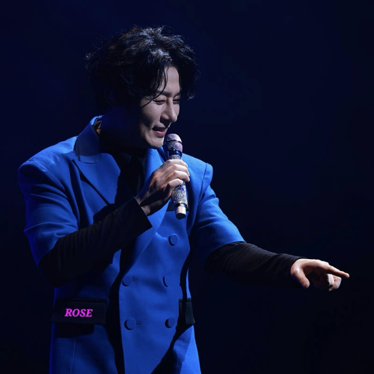 Behind-the-scenes cut of Kang Moonkyung