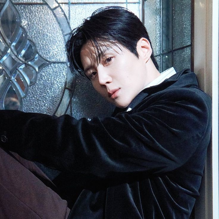 Recent activity shot of Kim Seonho