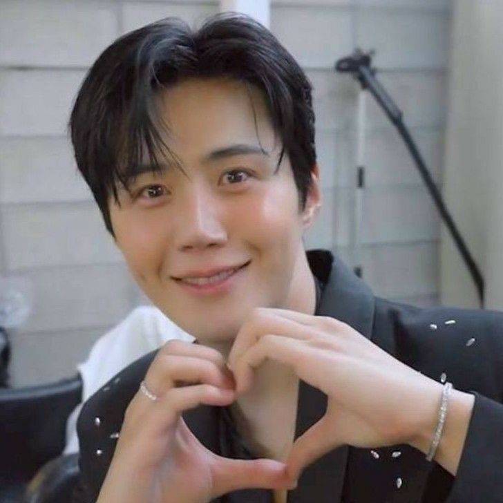 Recent activity shot of Kim Seonho