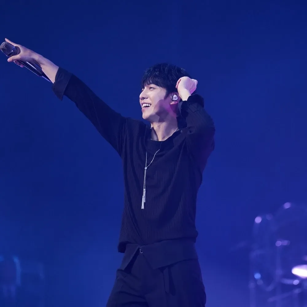 Foto terbaru dari Lee Seunggi