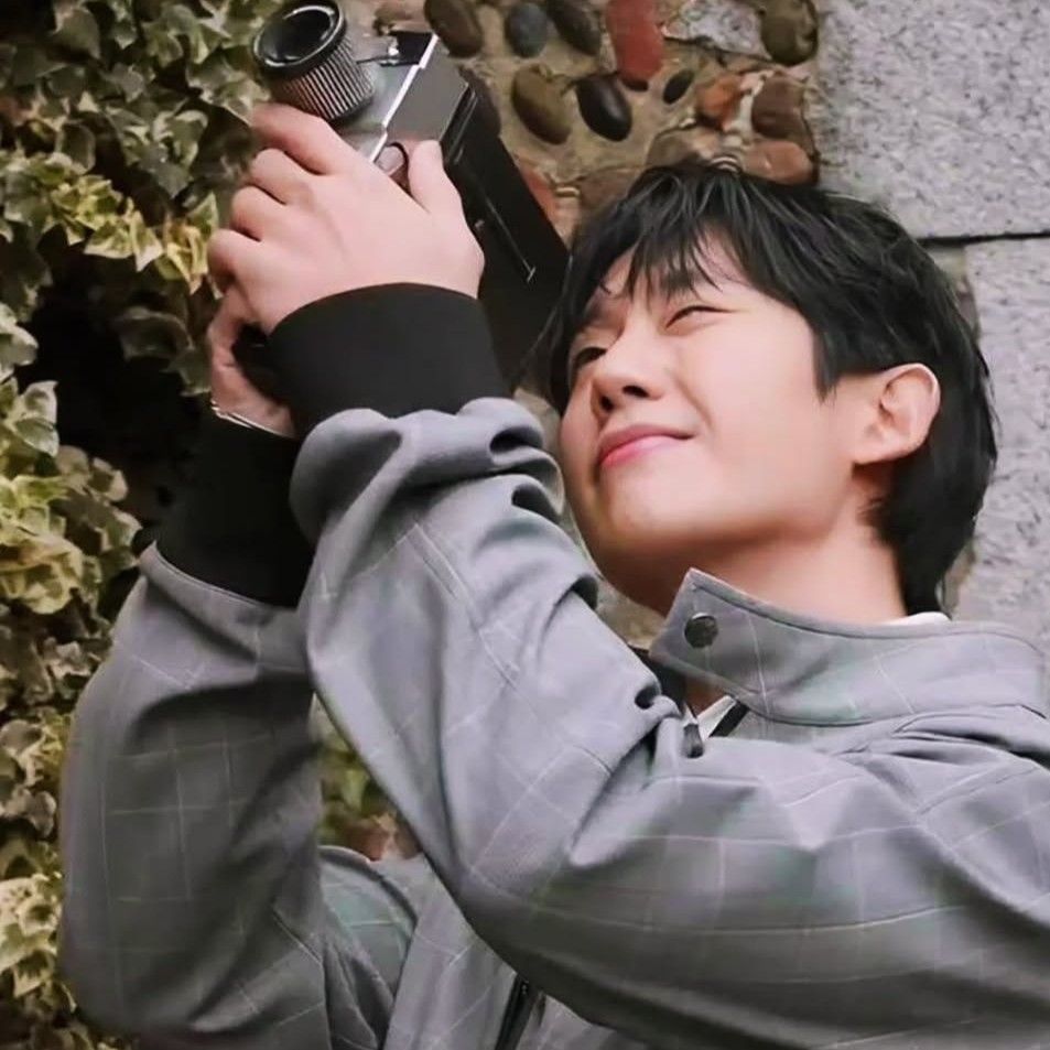 Latest photo of Jung Haein