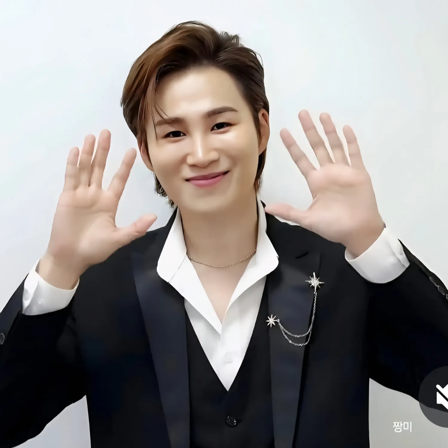 Cuplikan di balik layar dari Kim Heejae