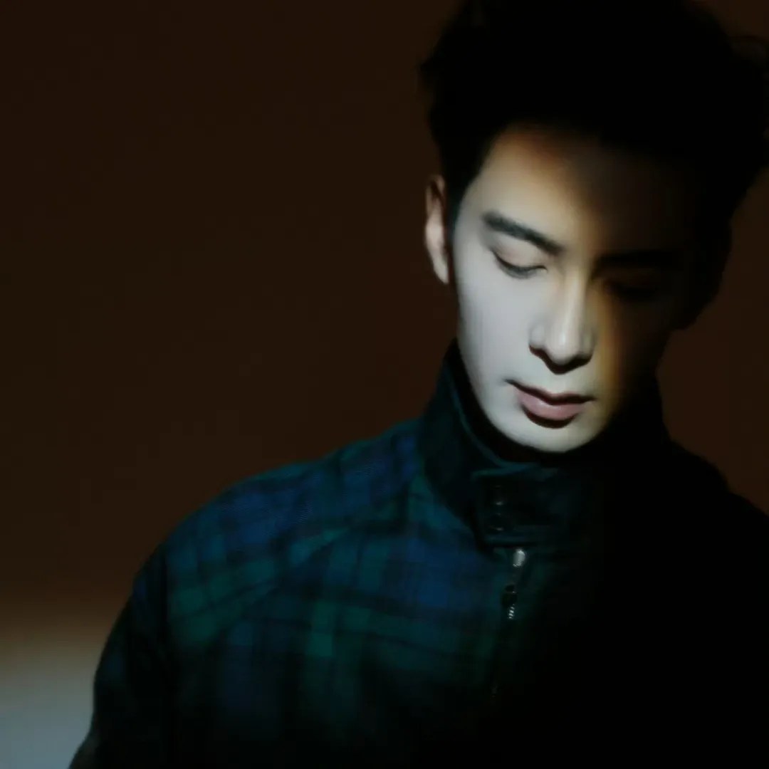 Behind-the-scenes cut of Chen Xingxu