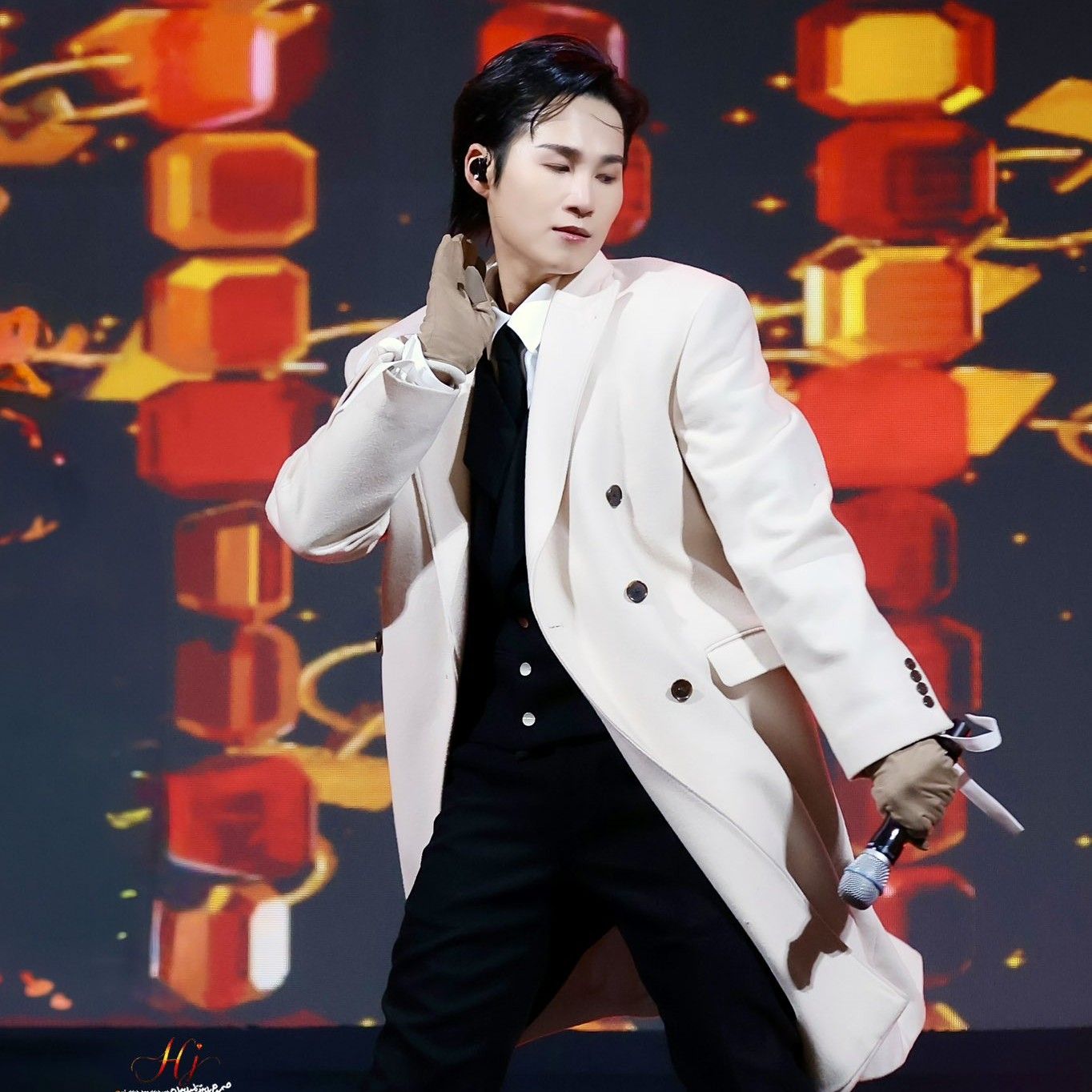 キム・ヒジェのビハインドカット