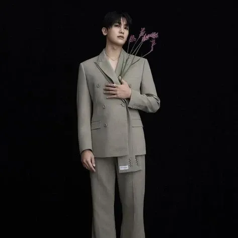 Latest photo of Park Hyungsik