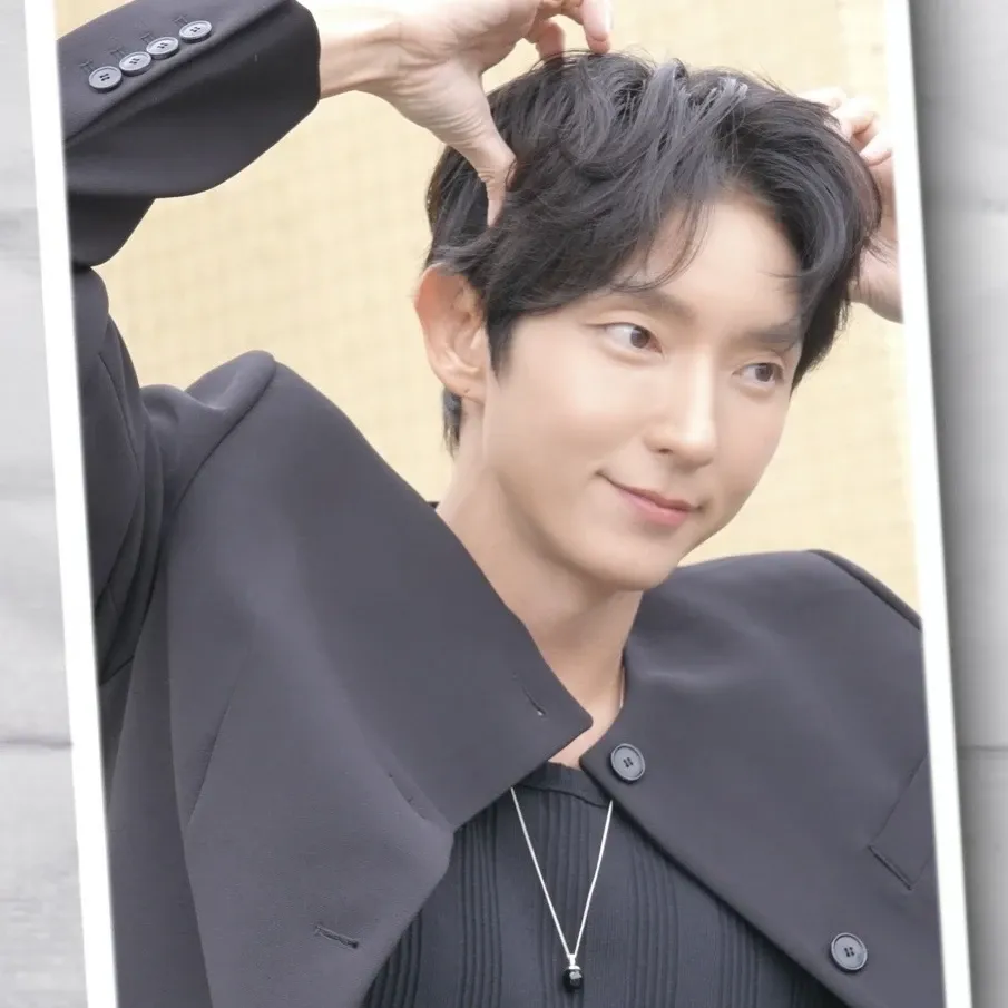 Momen yang diabadikan oleh penggemar Lee Joongi