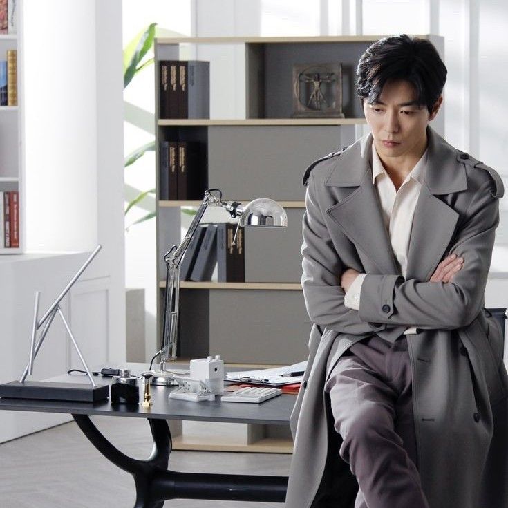 Behind-the-scenes cut of Kim Jaewook