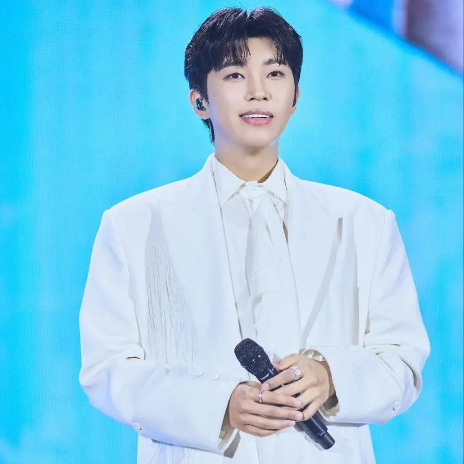 Latest photo of Lim Youngwoong