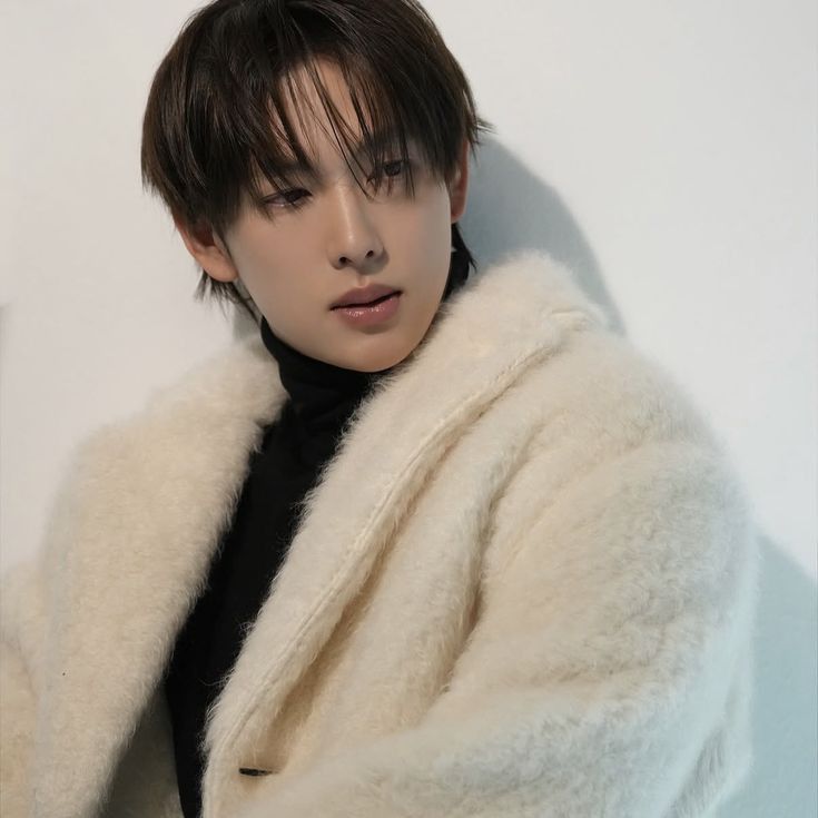 Latest photo of Yim Siwan