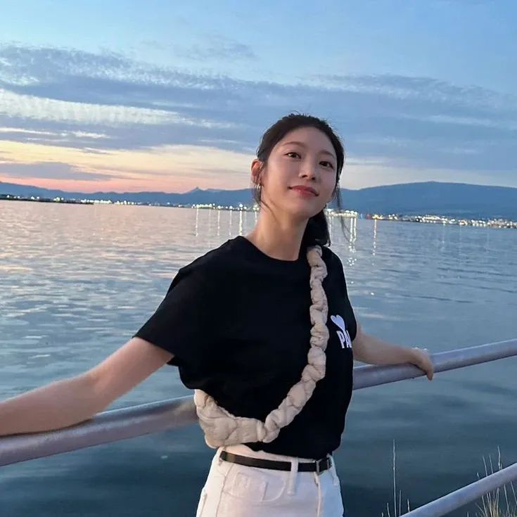 Behind-the-scenes cut of Gong Seungyeon