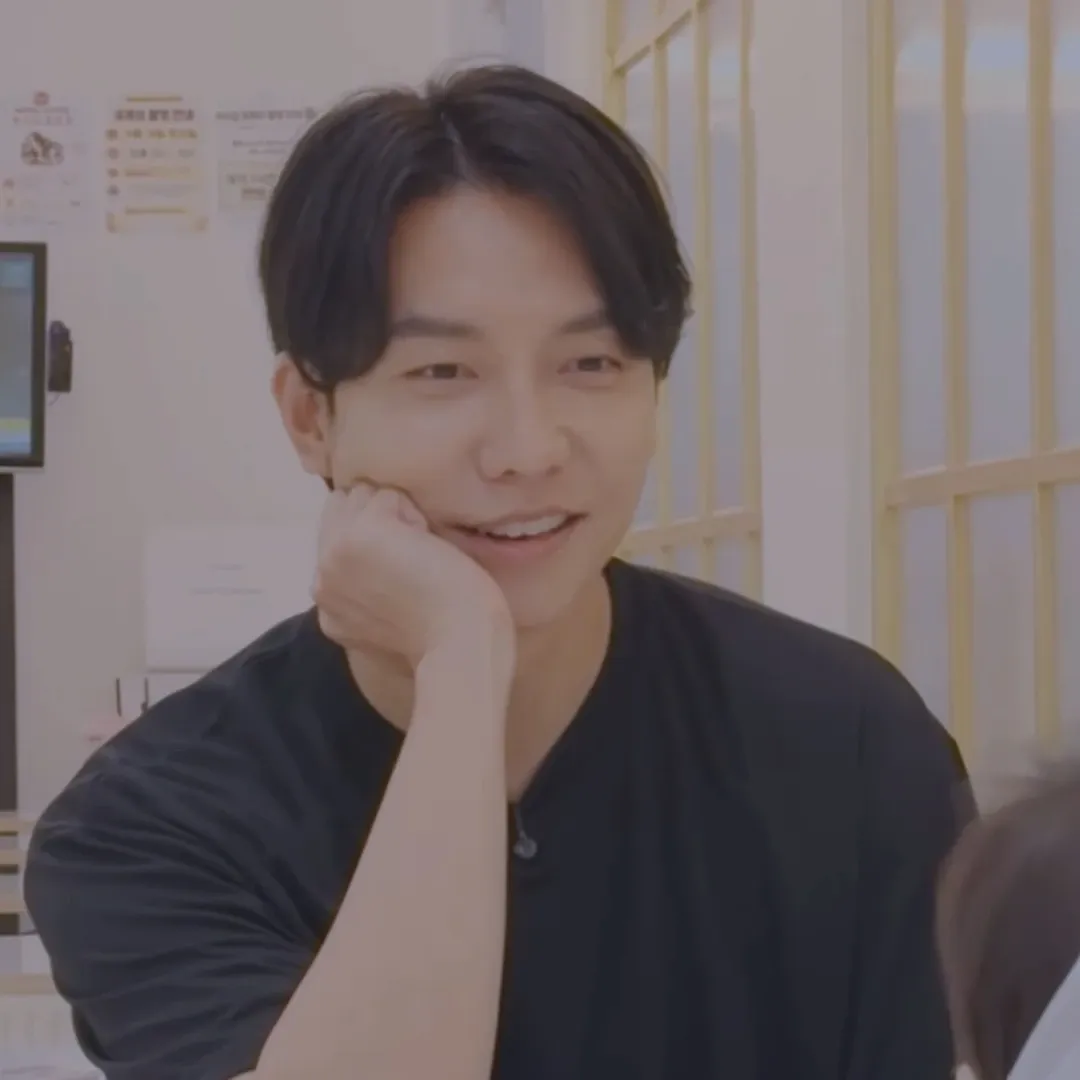 Foto kegiatan terbaru dari Lee Seunggi
