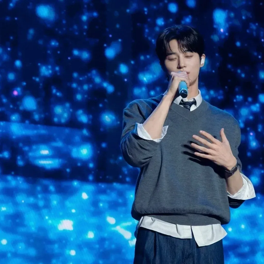 Latest photo of Byeon Wooseok