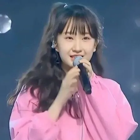 Cuplikan di balik layar dari Jeon Yujin