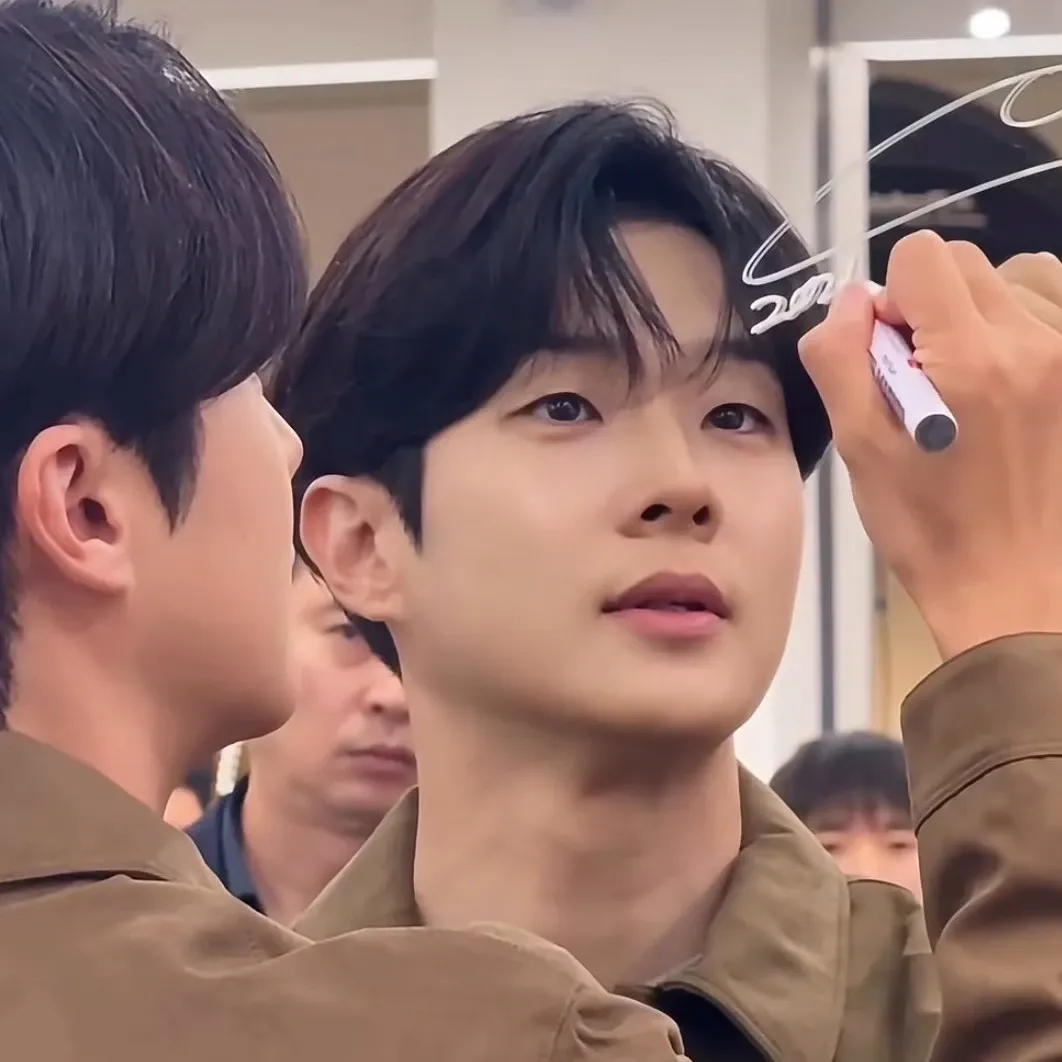 Latest photo of Choi Wooshik