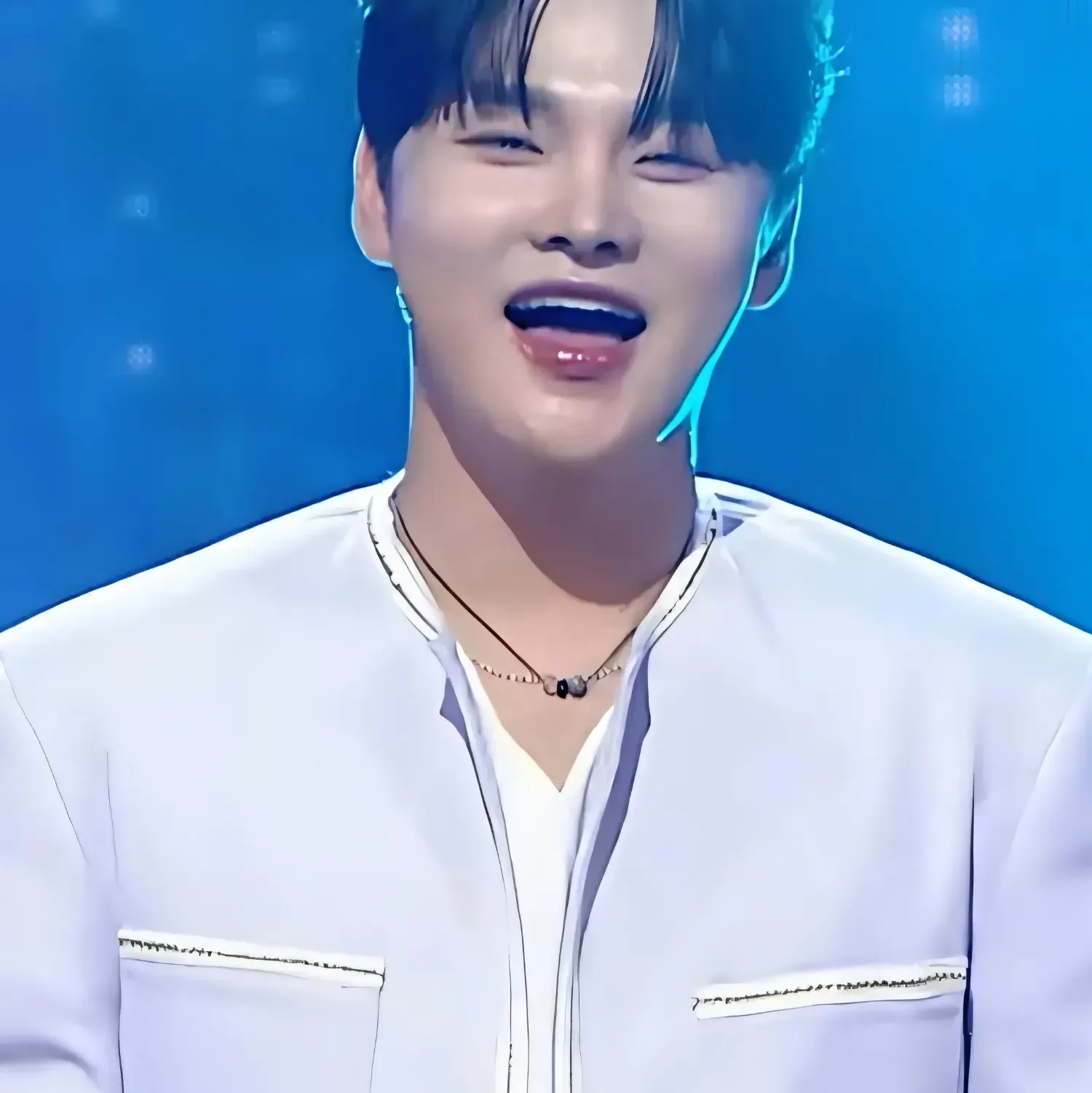 박서진의 비하인드 컷