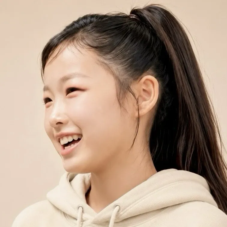 Behind-the-scenes cut of Lee Sooyeon