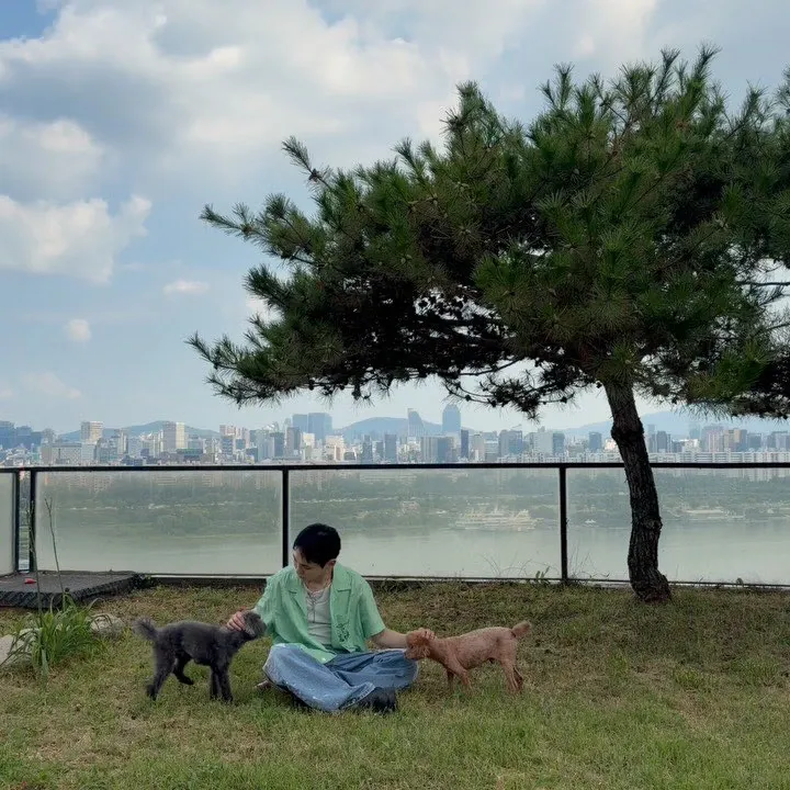 A moment captured by a fan of Key
