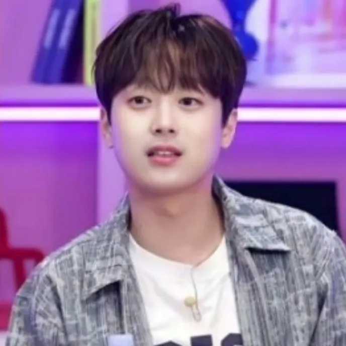 Foto kegiatan terbaru dari Lee Chanwon