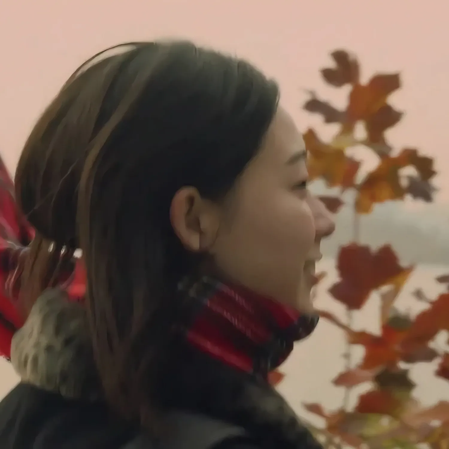 Behind-the-scenes cut of Han Yeji