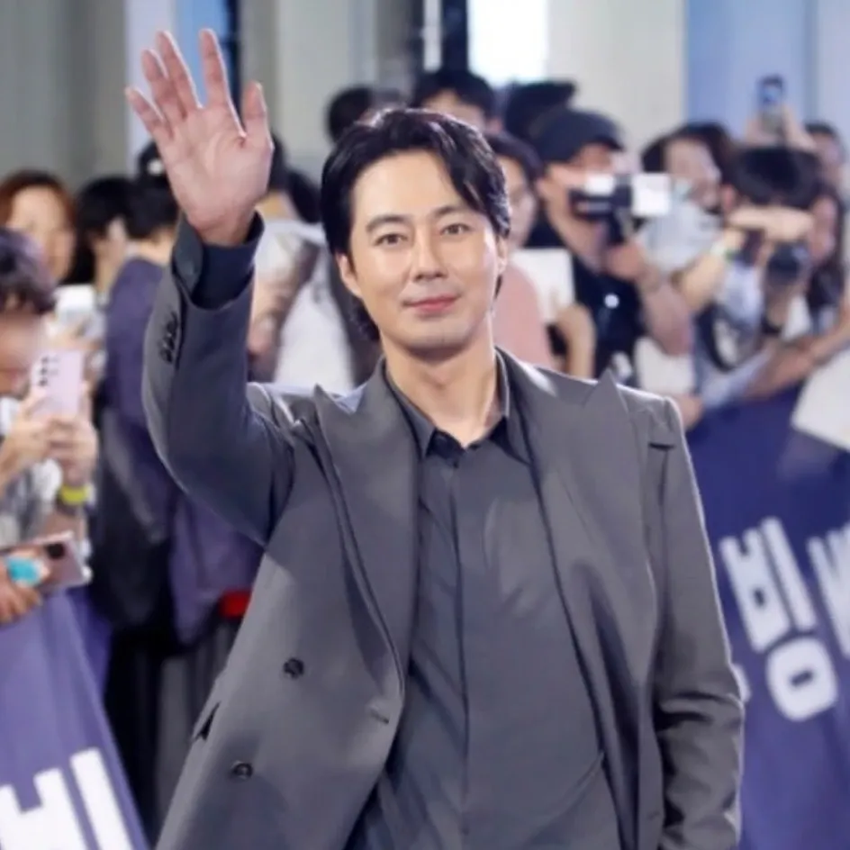 Behind-the-scenes cut of Jo Insung