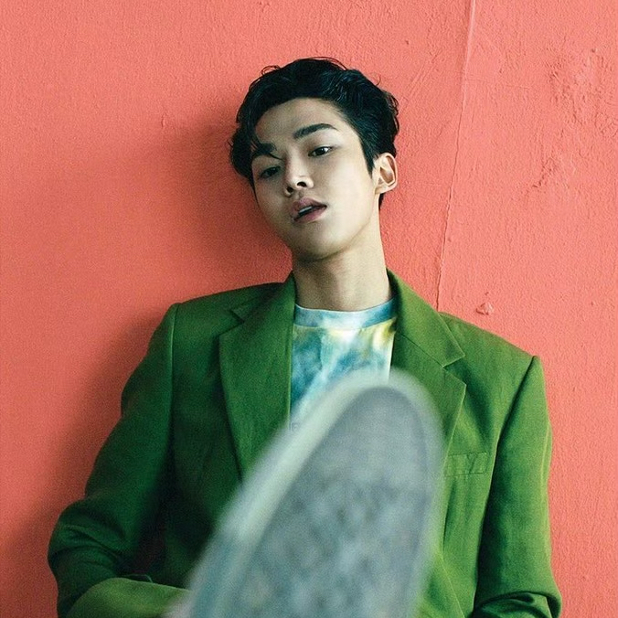 Behind-the-scenes cut of Rowoon