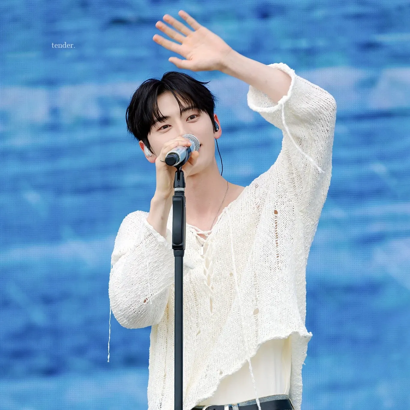 Recent activity shot of Hwang Minhyun