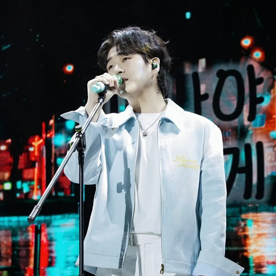 Latest photo of Hwang Youngwoong