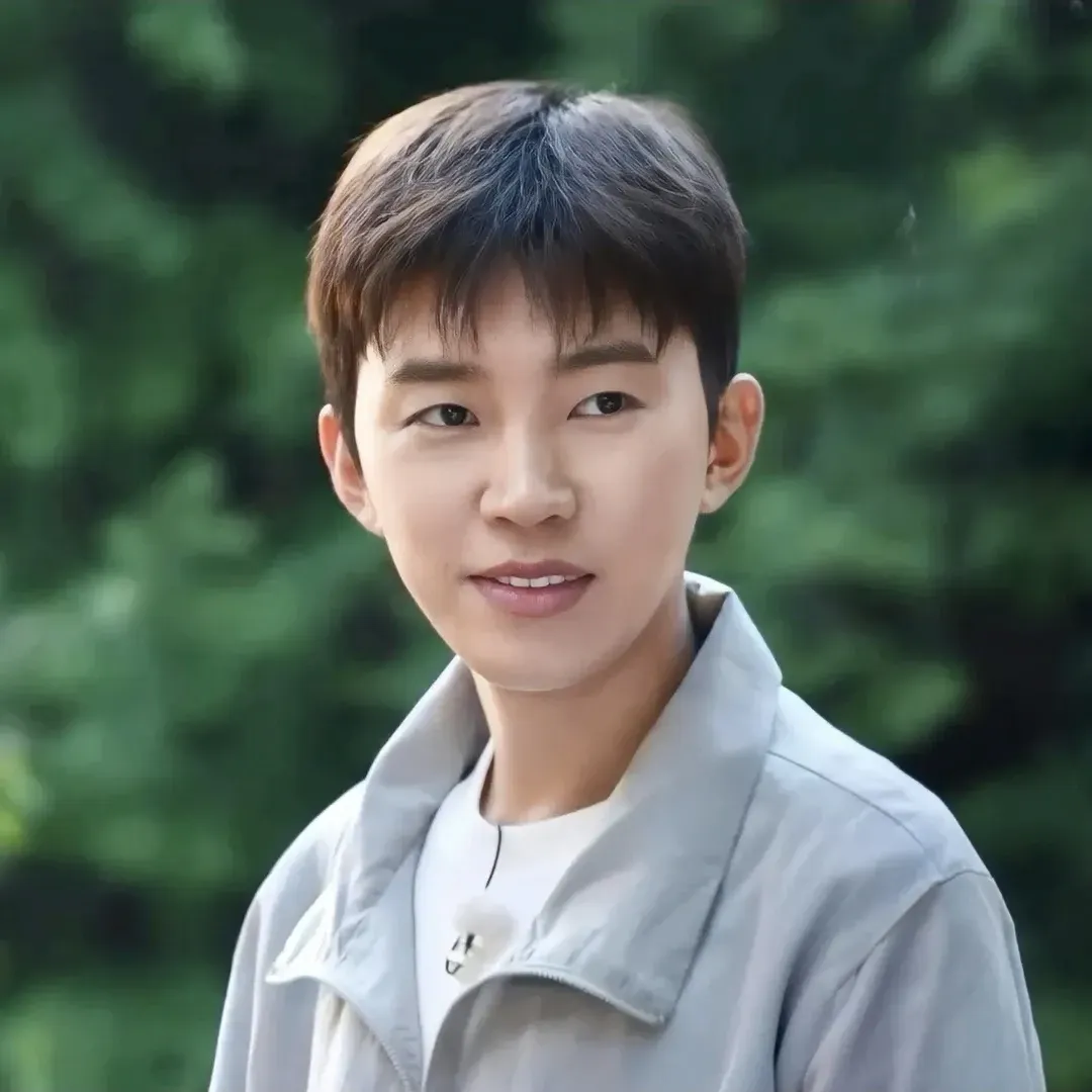 Cuplikan di balik layar dari Lim Youngwoong