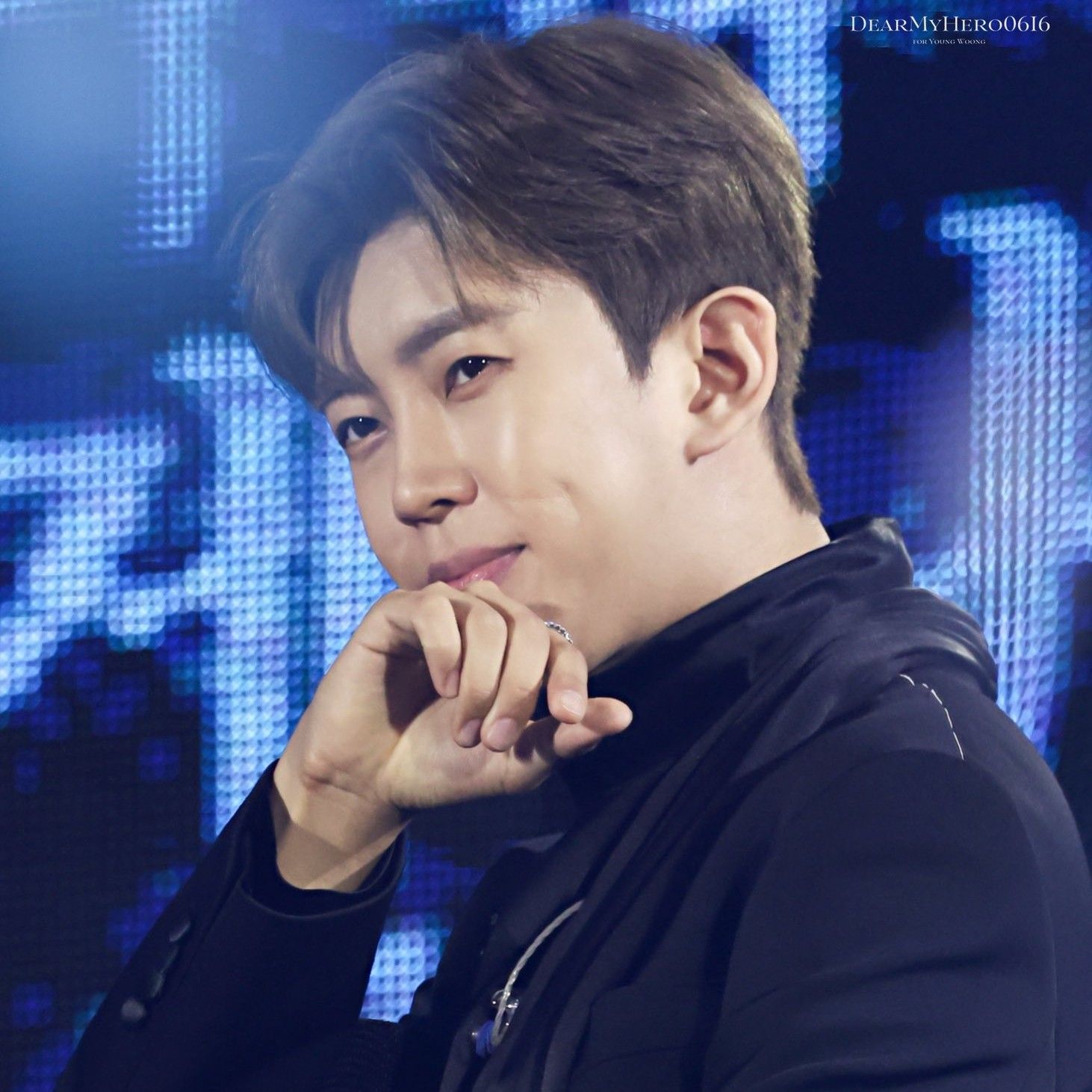 A moment captured by a fan of Lim Youngwoong