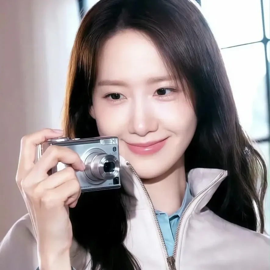 Latest photo of Yoona
