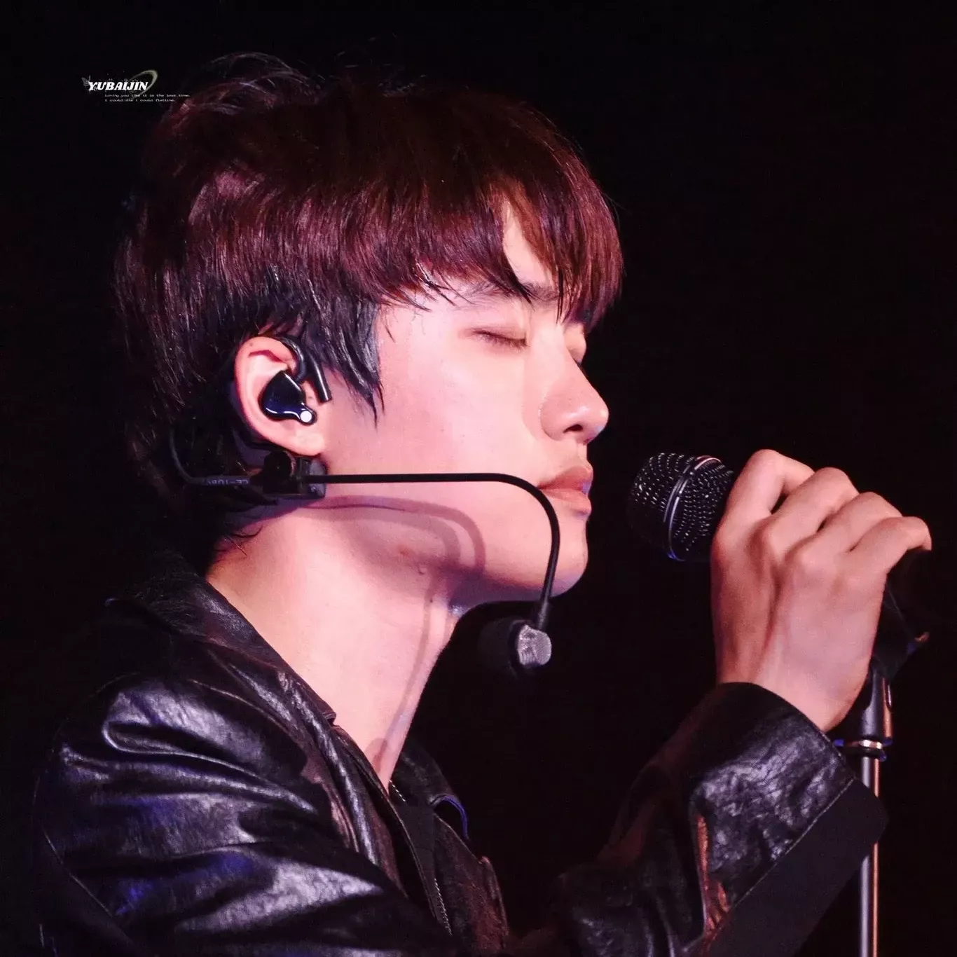 Cuplikan di balik layar dari Doh Kyungsoo (D.O.)
