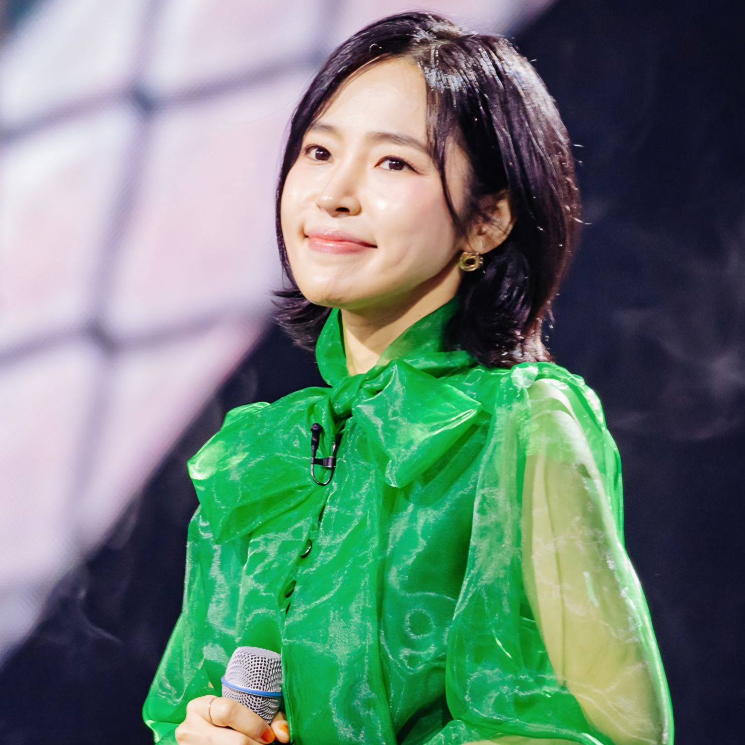 홍자의 최신 사진