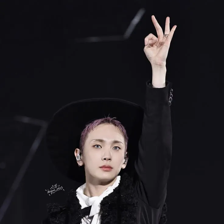 Behind-the-scenes cut of Key