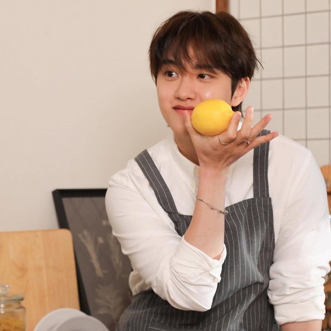 都暻秀 (D.O.)的幕後花絮