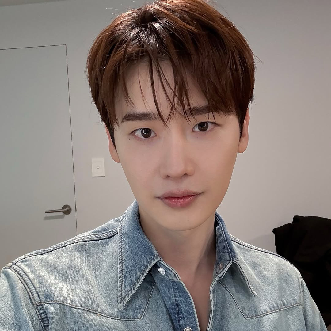 李鍾碩的最新照片