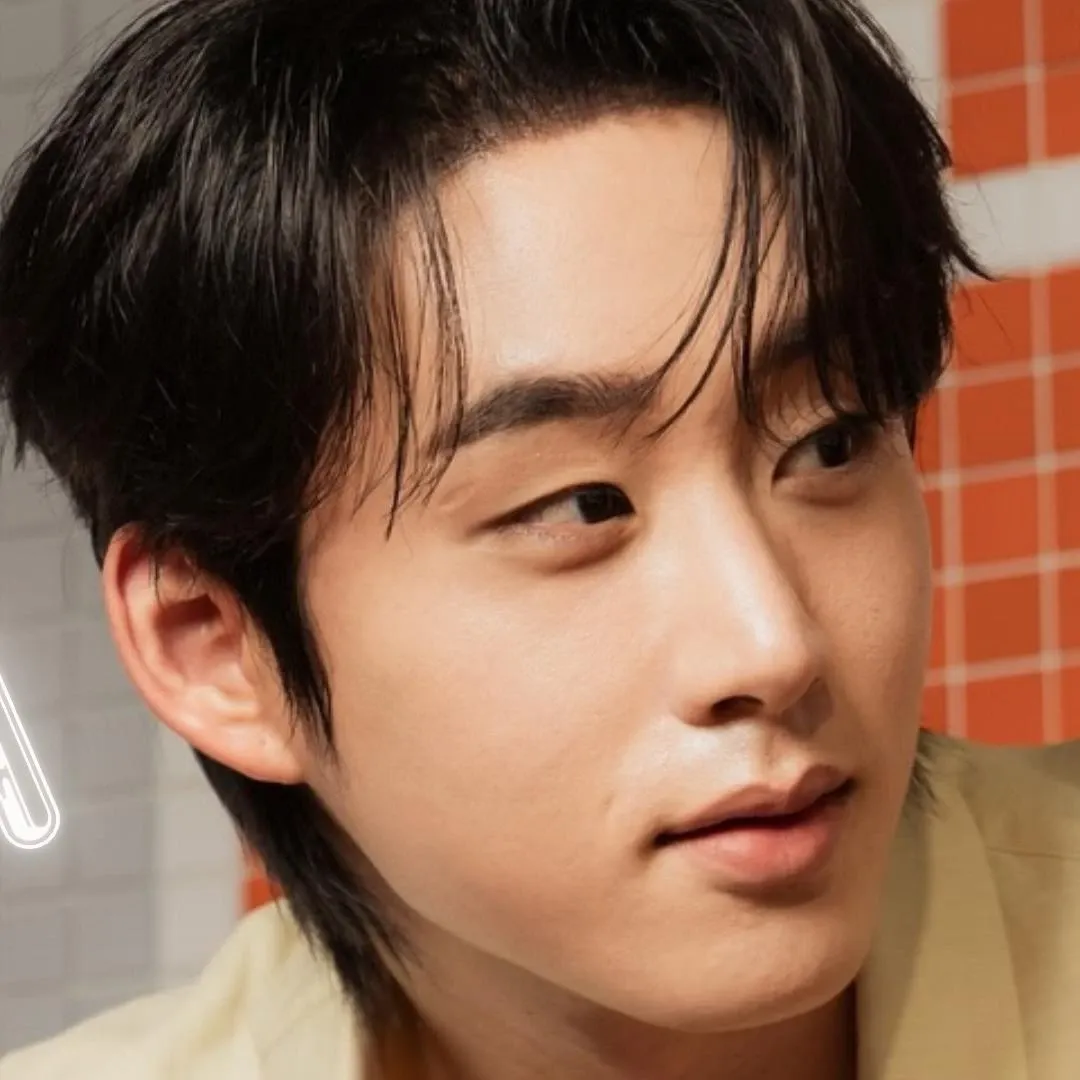 Behind-the-scenes cut of Est Supha Sangaworawong