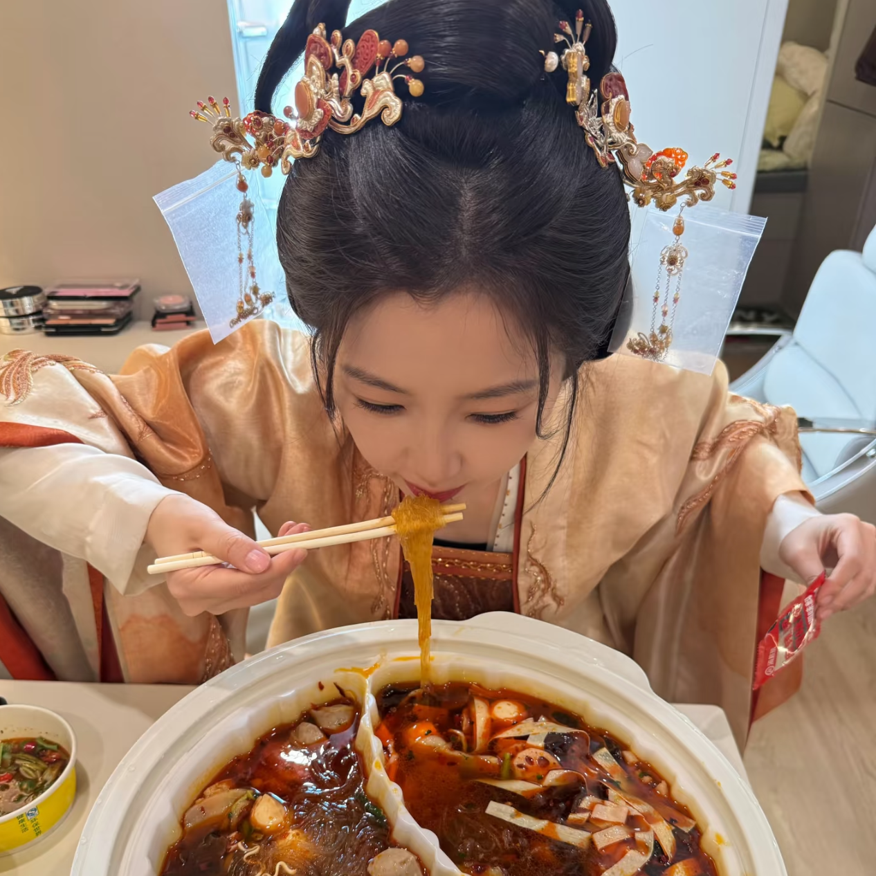 Behind-the-scenes cut of Esther Yu