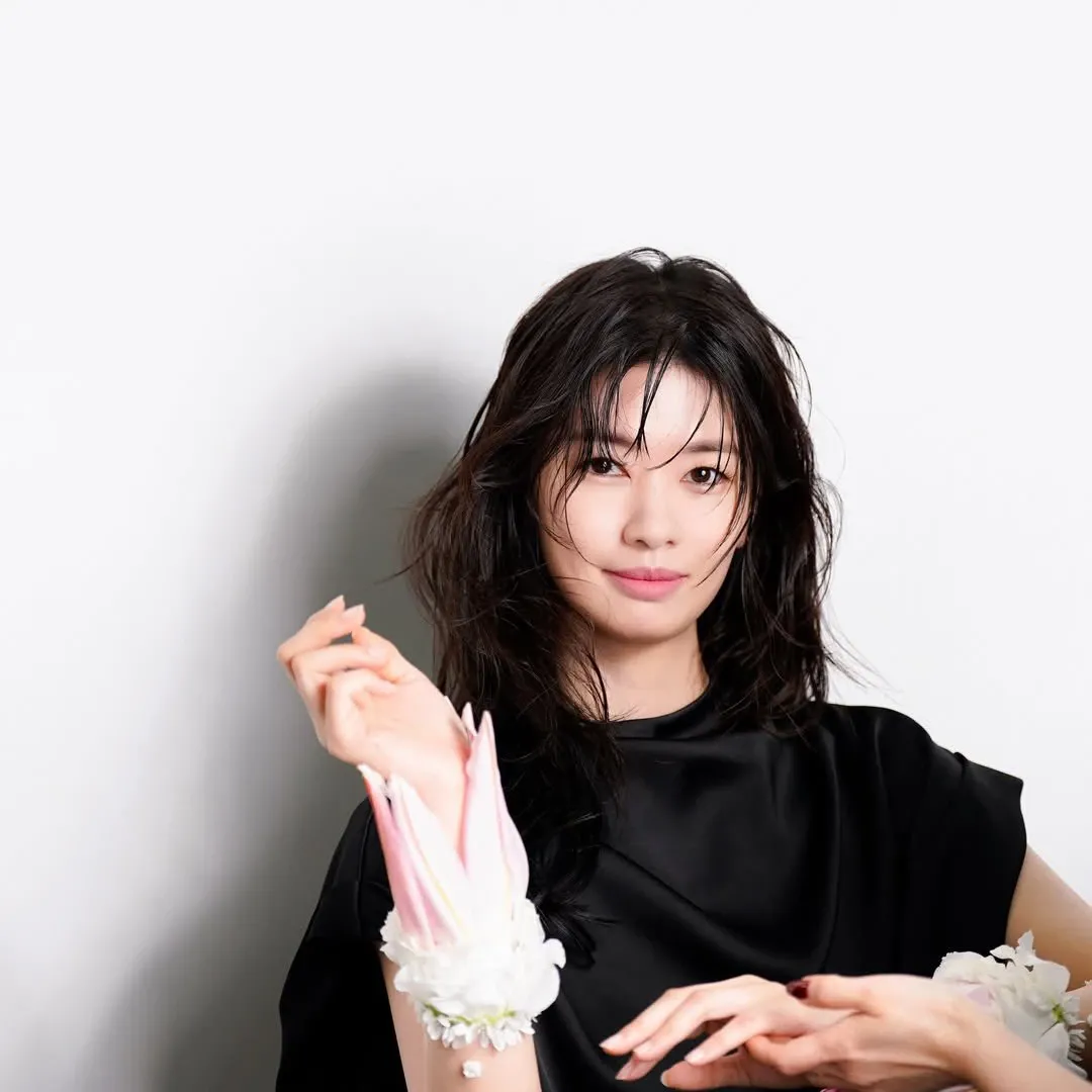 Recent activity shot of Jung Somin