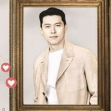 A moment captured by a fan of Hyun Bin